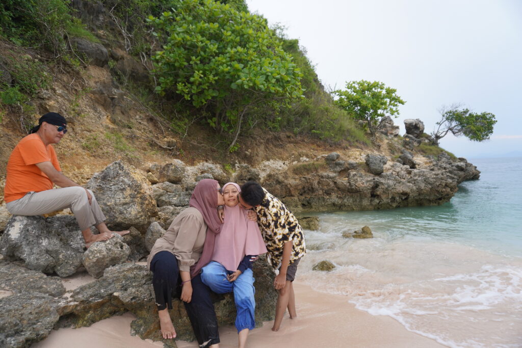 Pantai Indah Lombok Indonesia Terbaik dan Termurah