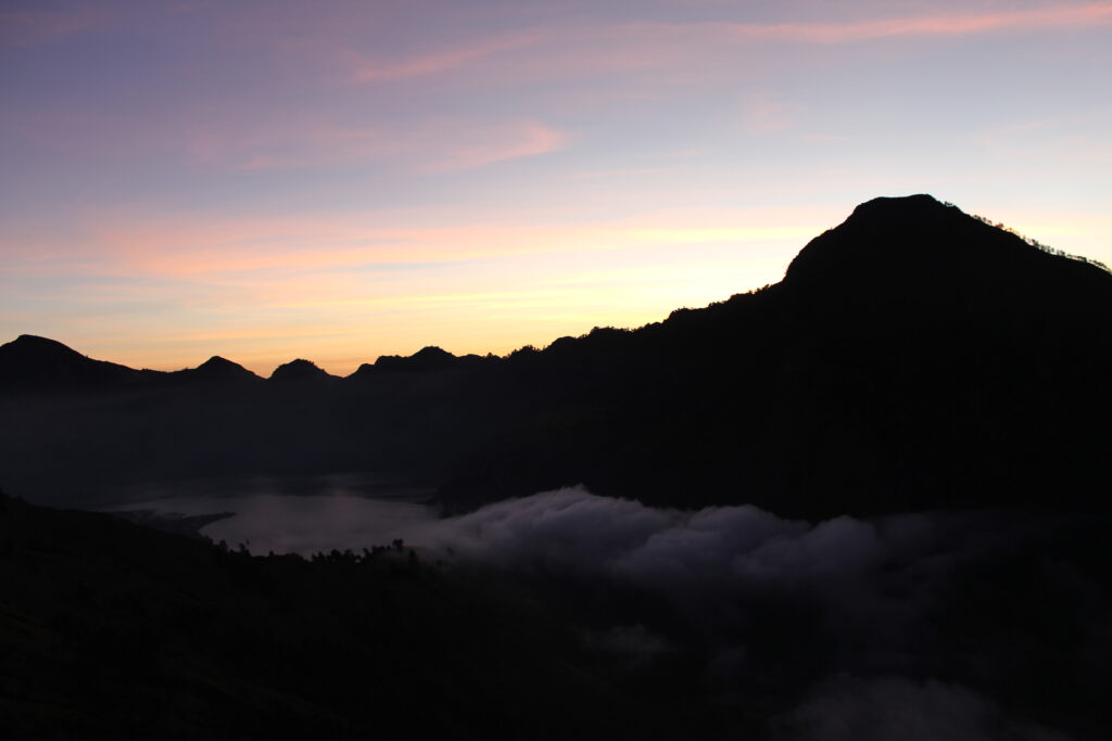 Open Trip Rinjani 2023 Terbaik dan Terfavorit