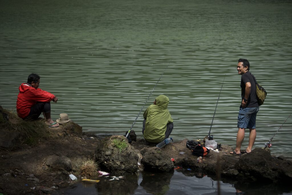 Mancing Di Danau Segara Anak 2